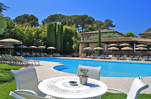 Partenariat hôtelier avec l'Hôtel de Mougins près de Cannes